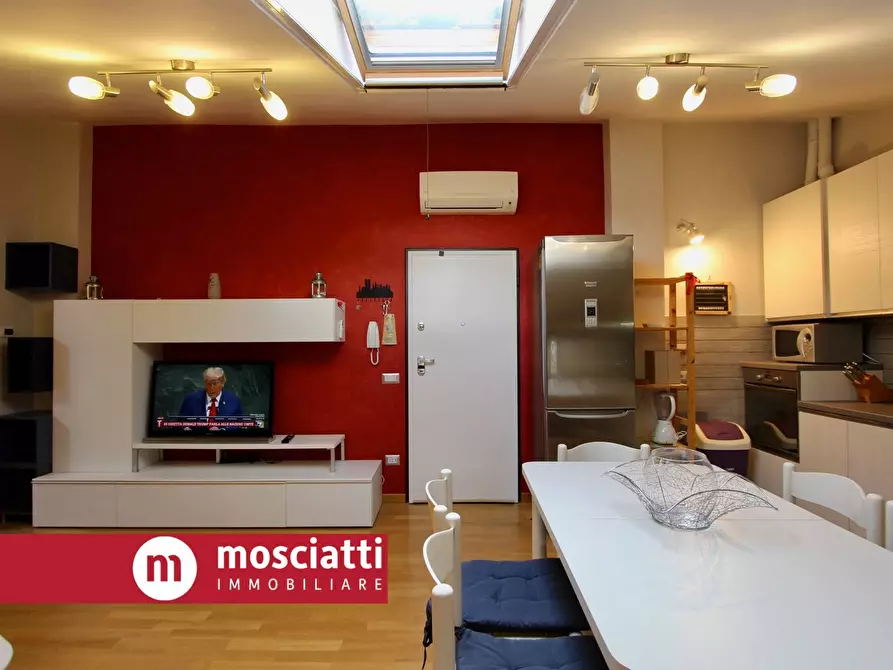 Immagine 1 di Attico in vendita  in Via Enrico Mattei 35 a Castelraimondo