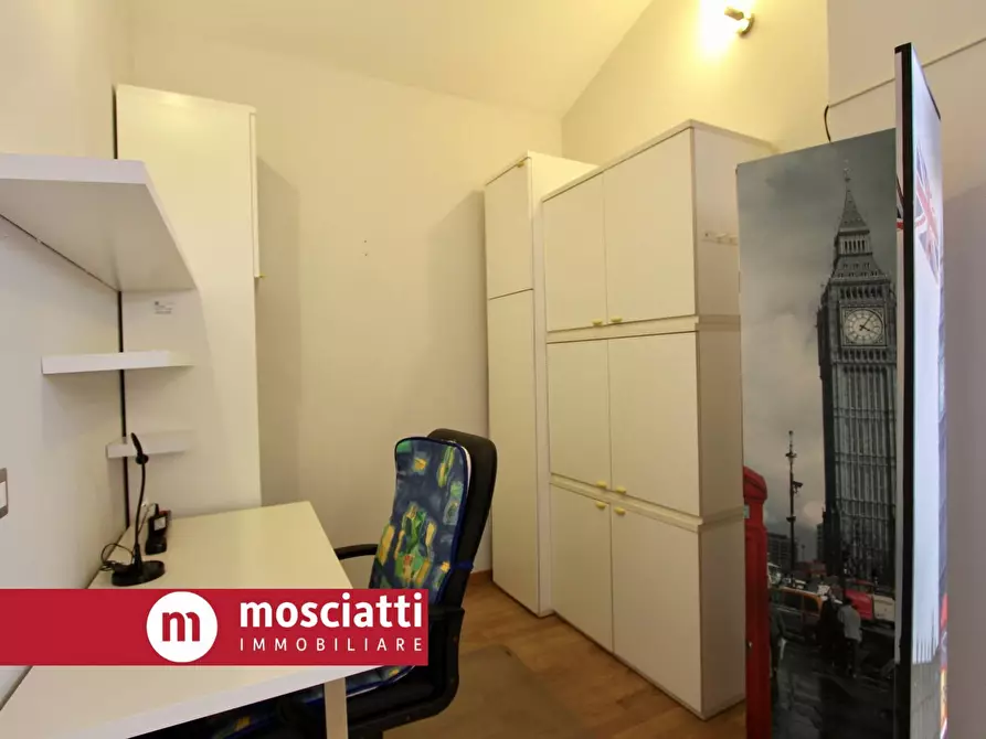 Immagine 10 di Attico in vendita  in Via Enrico Mattei 35 a Castelraimondo