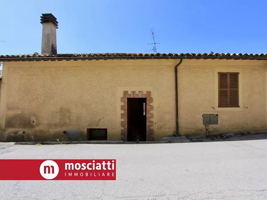 Immagine 8 di Casa indipendente in vendita  in Via Strada Nuova 30 a Esanatoglia