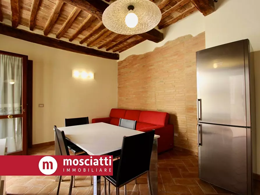 Immagine 3 di Casa indipendente in vendita  in Via Damiano Chiesa 30/32 a Esanatoglia