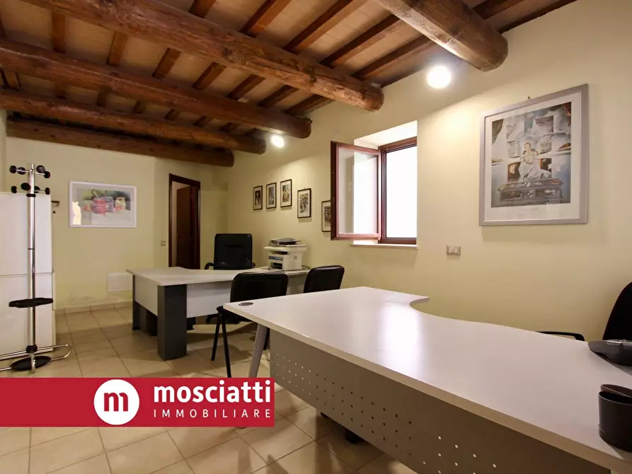 Immagine 12 di Casa indipendente in vendita  in Via Damiano Chiesa 30/32 a Esanatoglia