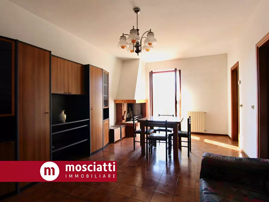 Immagine 6 di Appartamento in vendita  in Via F. Nuzi 12 a Esanatoglia