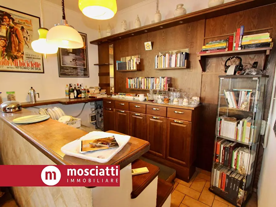 Immagine 5 di Locale commerciale in affitto  in Frazione Maddalena a Muccia