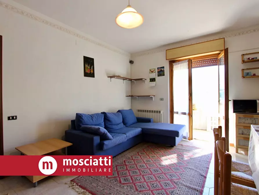 Immagine 5 di Appartamento in vendita  in Via Aldo Moro 21 a Esanatoglia