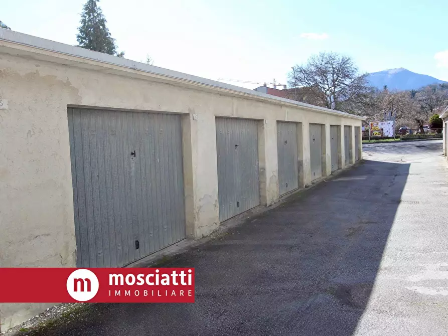 Immagine 3 di Appartamento in vendita  in Via Enrico Mattei 29 a Castelraimondo