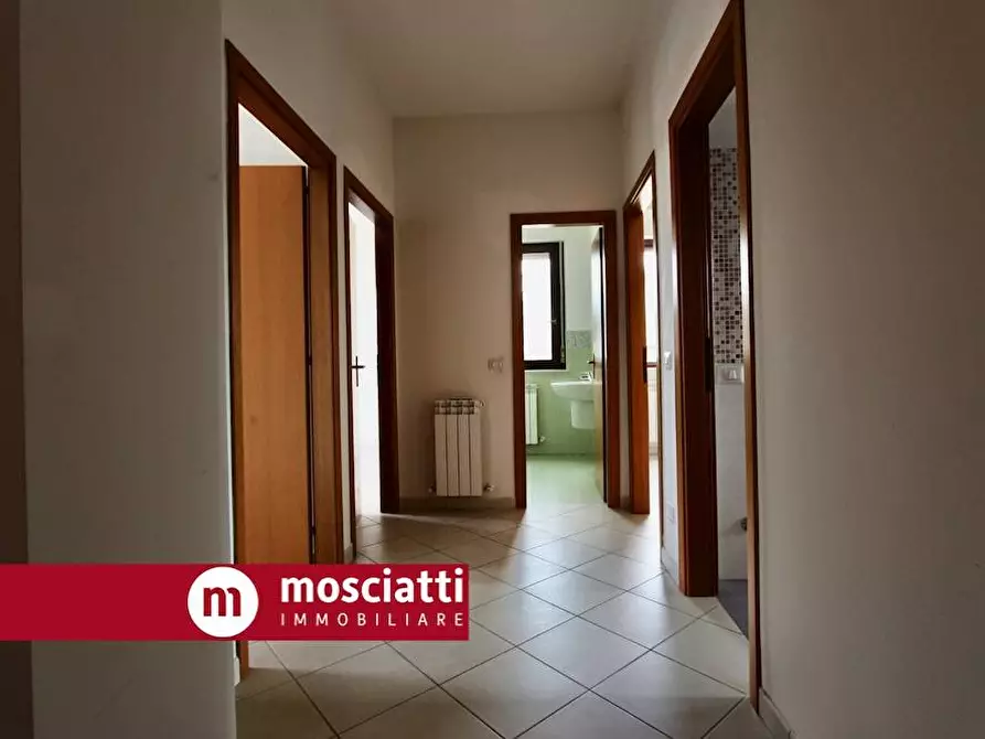 Immagine 12 di Appartamento in vendita  in Via Enrico Mattei 29 a Castelraimondo
