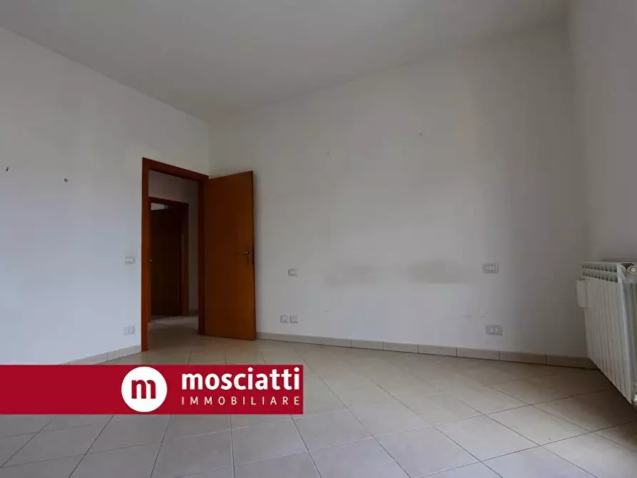 Immagine 13 di Appartamento in vendita  in Via Enrico Mattei 29 a Castelraimondo