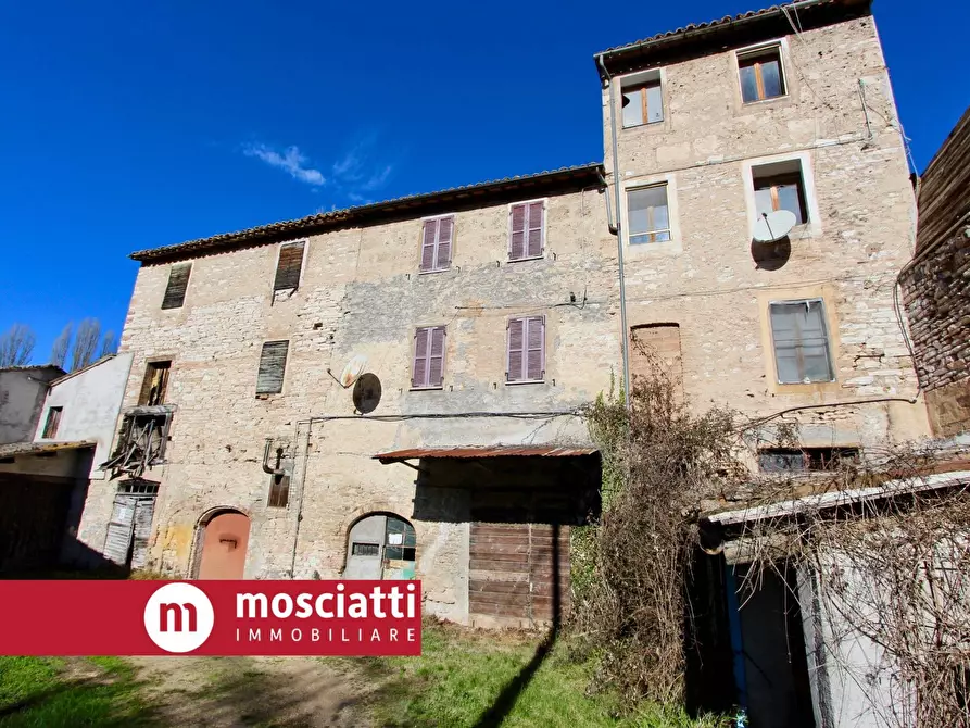 Immagine 3 di Casa indipendente in vendita  in Frazione Rocchetta Bassa a Fabriano