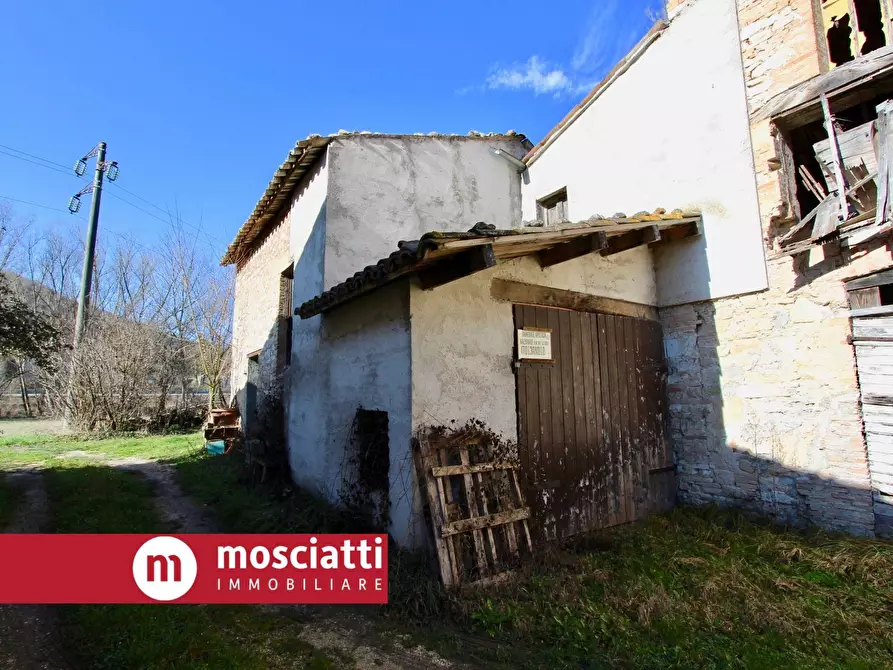 Immagine 4 di Casa indipendente in vendita  in Frazione Rocchetta Bassa a Fabriano