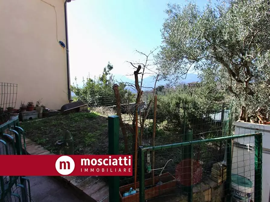 Immagine 3 di Casa indipendente in vendita  in Località Collaiello 7 a Castelraimondo