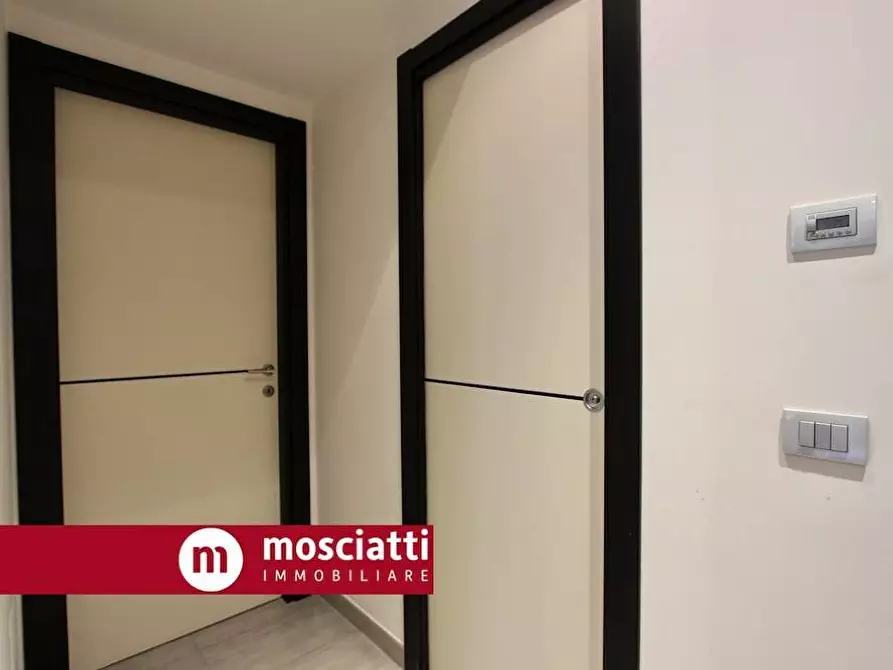 Immagine 9 di Appartamento in vendita  in Via IV Novembre 57 a Castelraimondo