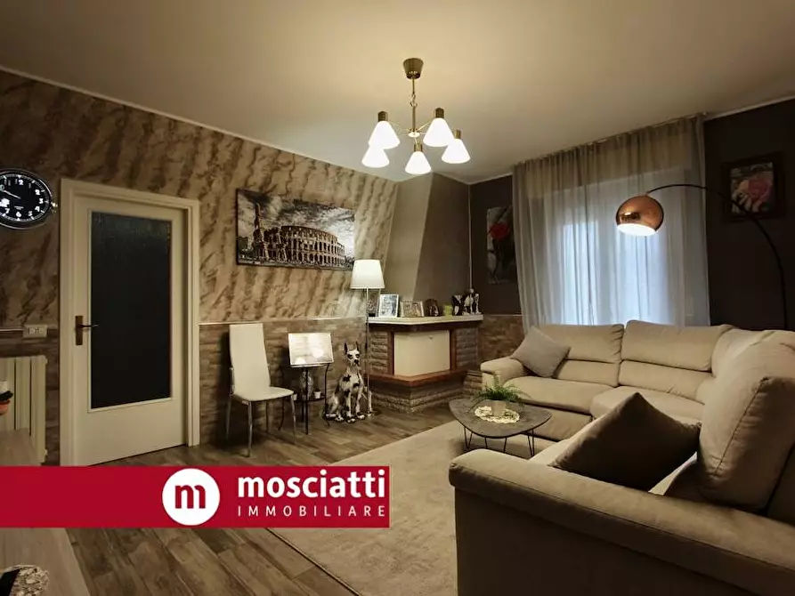 Immagine 4 di Appartamento in vendita  in Via Enrico Mattei 14 a Castelraimondo