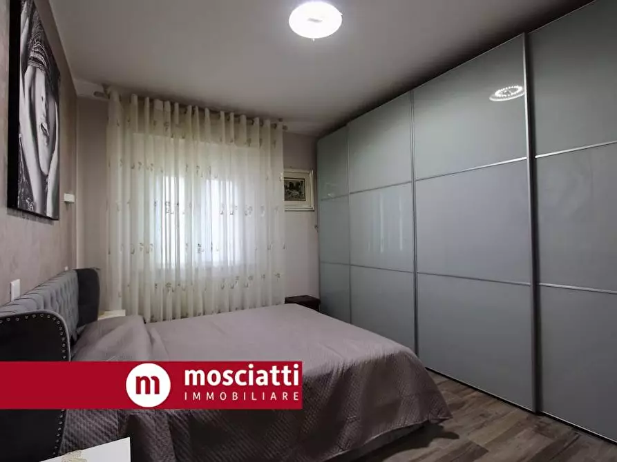 Immagine 11 di Appartamento in vendita  in Via Enrico Mattei 14 a Castelraimondo