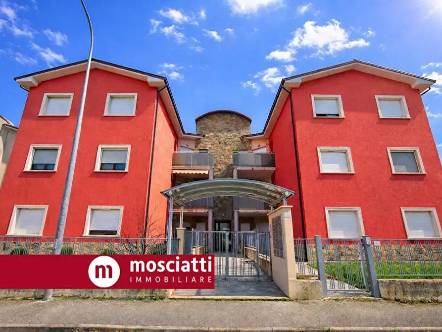 Immagine 1 di Appartamento in vendita  in Via Nannino Crescentini 3 a Esanatoglia
