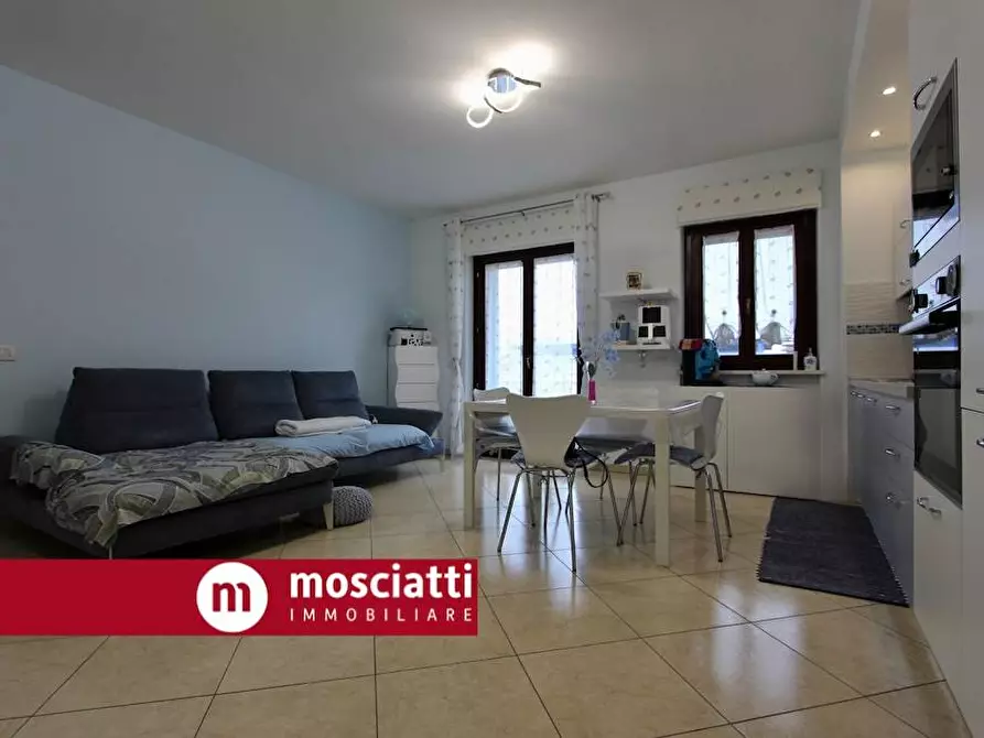 Immagine 4 di Appartamento in vendita  in Via Nannino Crescentini 3 a Esanatoglia