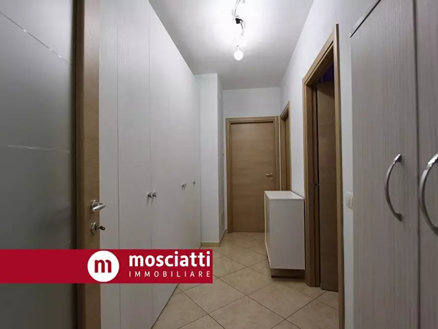 Immagine 9 di Appartamento in vendita  in Via Nannino Crescentini 3 a Esanatoglia