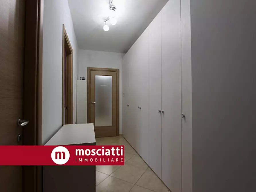 Immagine 10 di Appartamento in vendita  in Via Nannino Crescentini 3 a Esanatoglia