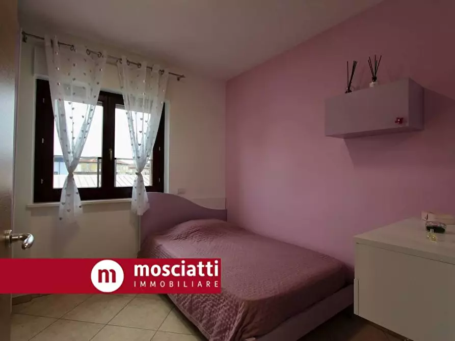 Immagine 13 di Appartamento in vendita  in Via Nannino Crescentini 3 a Esanatoglia
