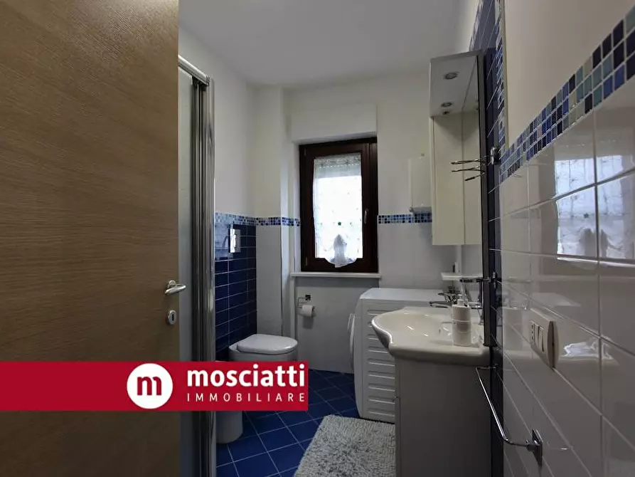 Immagine 15 di Appartamento in vendita  in Via Nannino Crescentini 3 a Esanatoglia
