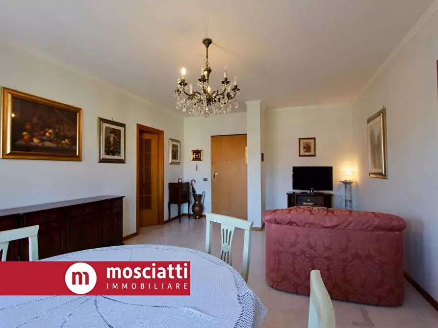 Immagine 4 di Appartamento in vendita  in Via Matteotti 46 a Esanatoglia