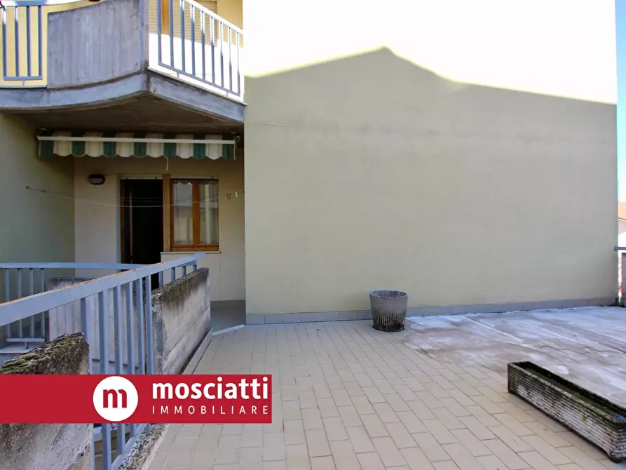 Immagine 6 di Appartamento in vendita  in Via Matteotti 46 a Esanatoglia