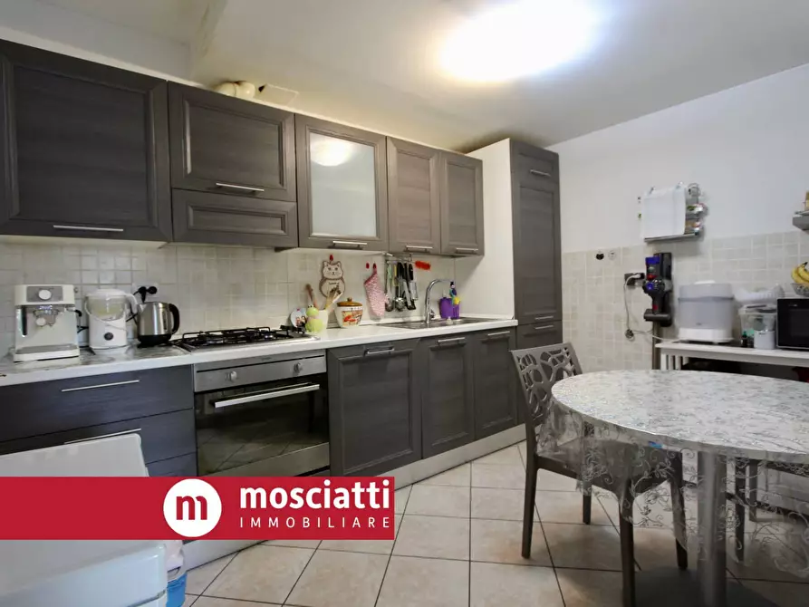 Immagine 3 di Casa indipendente in vendita  in Via San Rocco 8 a Esanatoglia