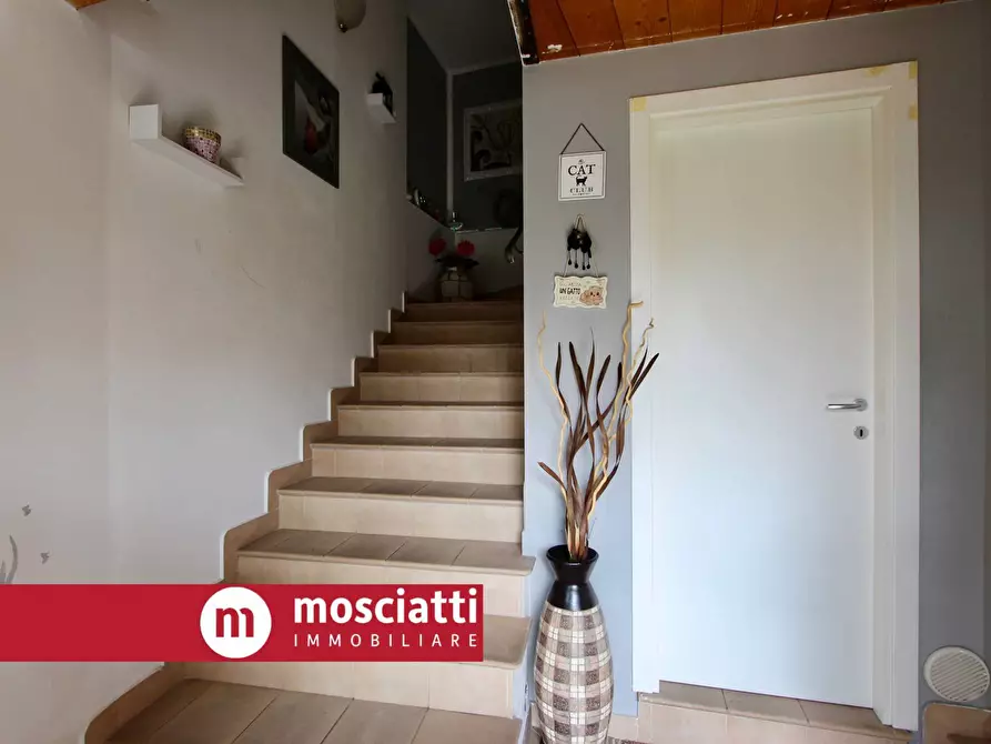 Immagine 4 di Casa indipendente in vendita  in Via San Rocco 8 a Esanatoglia