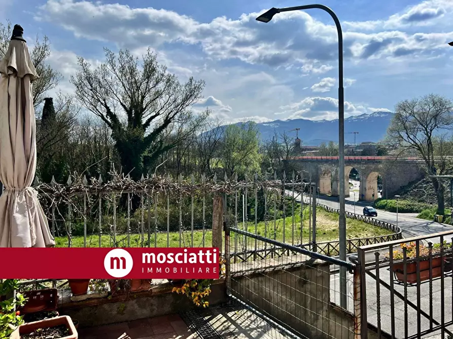 Immagine 10 di Casa indipendente in vendita  in Via San Rocco 8 a Esanatoglia