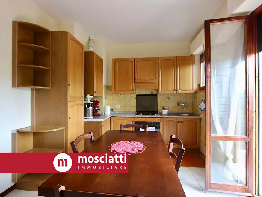 Immagine 7 di Appartamento in vendita  in Via Madonna Dei Pantani 6 a Esanatoglia