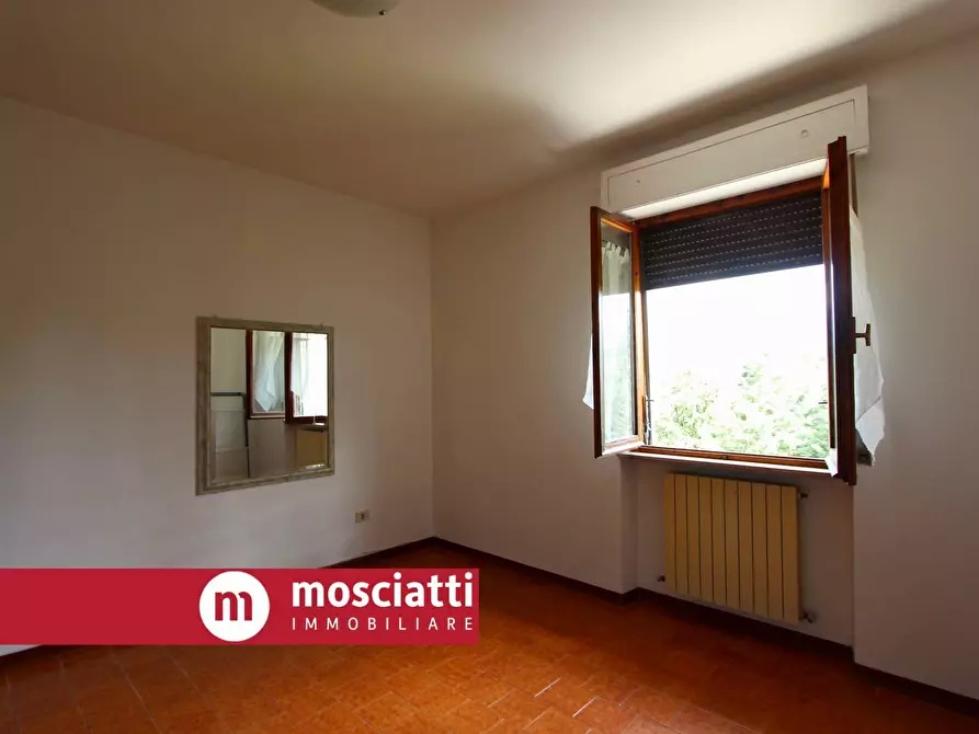 Immagine 13 di Appartamento in vendita  in Via Madonna Dei Pantani 6 a Esanatoglia