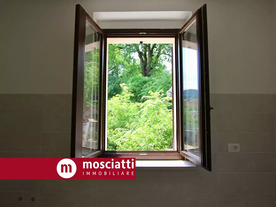 Immagine 5 di Casa indipendente in vendita  in Strada Settempedana a Castelraimondo