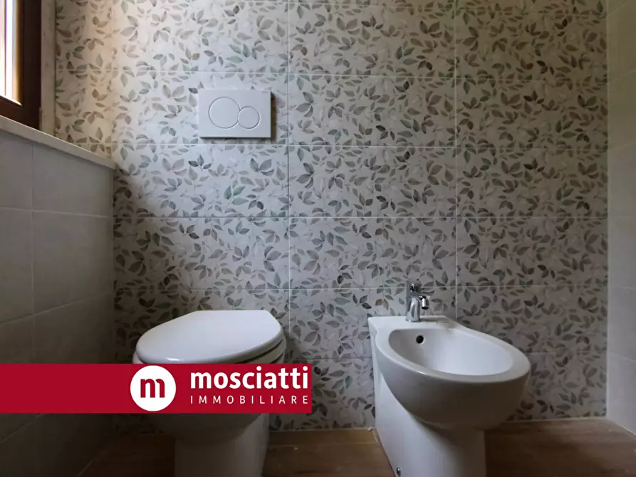 Immagine 8 di Casa indipendente in vendita  in Strada Settempedana a Castelraimondo