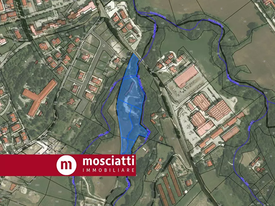 Immagine 10 di Locale commerciale in vendita  in Mistrianello a Esanatoglia