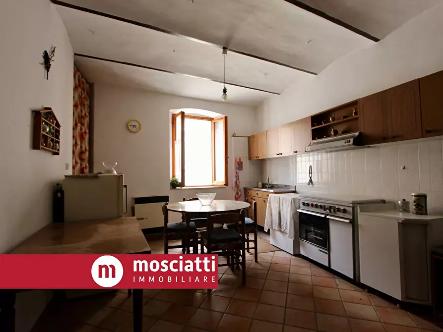 Immagine 5 di Casa indipendente in vendita  in Via Piane 92 a Esanatoglia