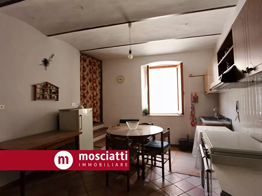 Immagine 6 di Casa indipendente in vendita  in Via Piane 92 a Esanatoglia