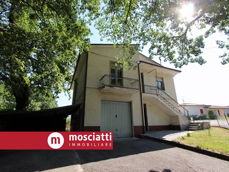 Immagine 2 di Casa indipendente in vendita  in Vocabolo II Passo Gabella 126 a Esanatoglia