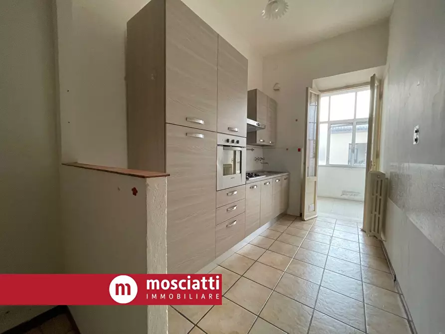 Immagine 3 di Appartamento in vendita  in Via Rismondo 27 a Esanatoglia