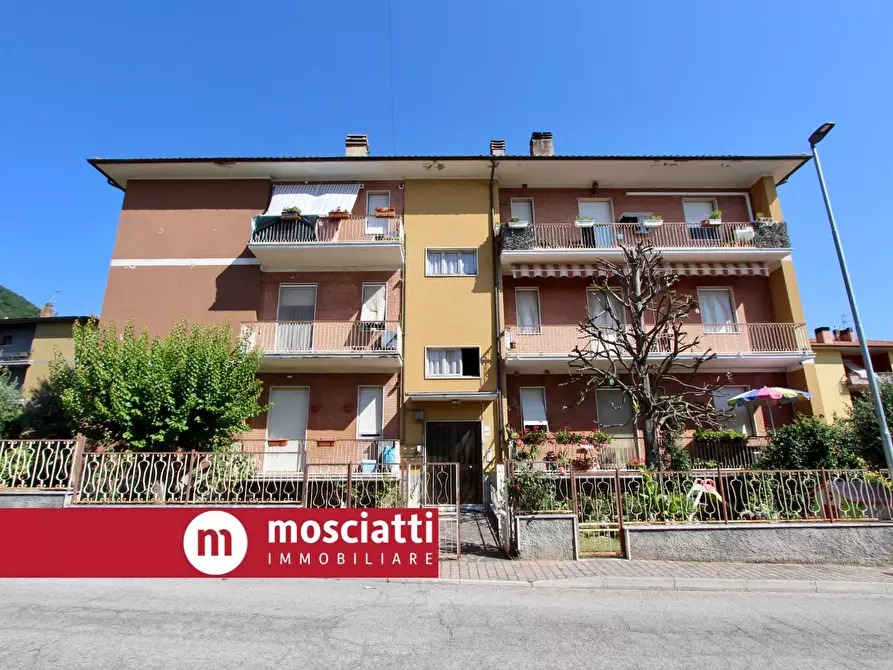 Immagine 1 di Appartamento in vendita  in Corso Italia 4 a Esanatoglia
