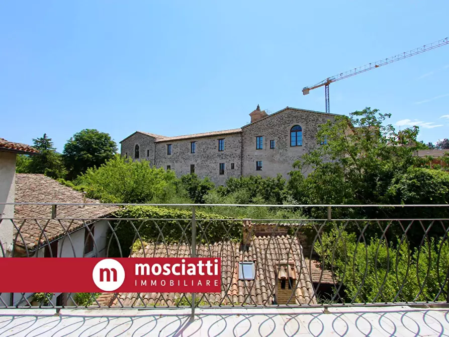 Immagine 1 di Appartamento in vendita  in Via Venezian 79 a Esanatoglia