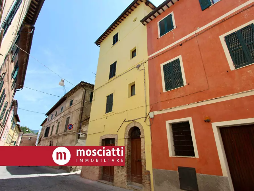 Immagine 3 di Appartamento in vendita  in Via Venezian 79 a Esanatoglia