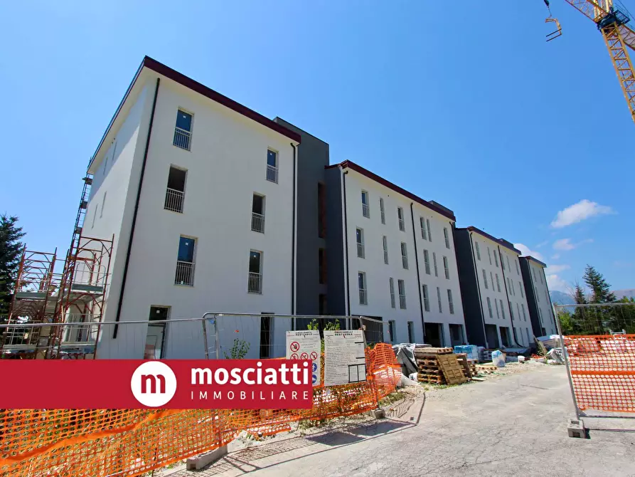 Immagine 2 di Appartamento in vendita  in Via V. Varano 30 a Camerino