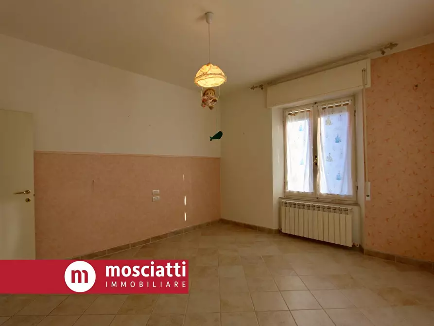 Immagine 15 di Appartamento in vendita  in Via Gentile Da Fabriano a Esanatoglia