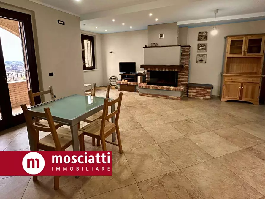 Immagine 4 di Multiproprietà in vendita  in Frazione Collina 77 a Castelraimondo