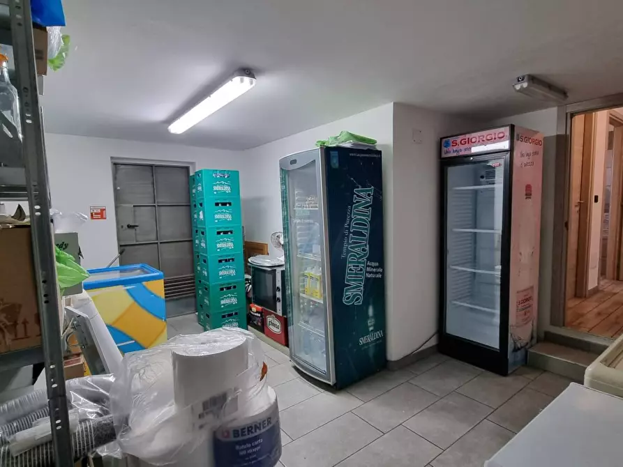 Immagine 11 di Attività commerciale in vendita  in Via Roma a Gonnesa