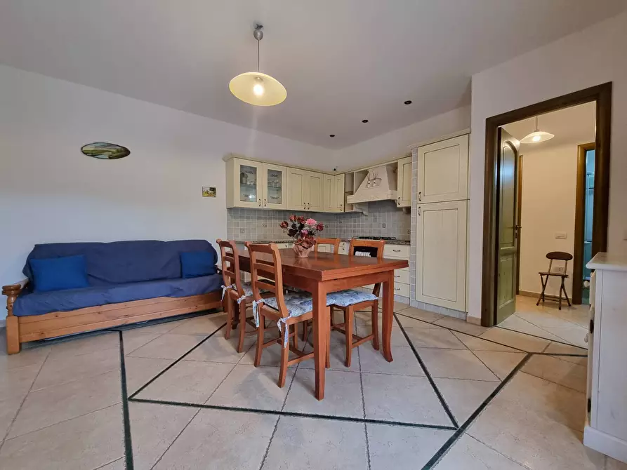 Immagine 2 di Casa indipendente in vendita  in Via Delle Margherite a Gonnesa