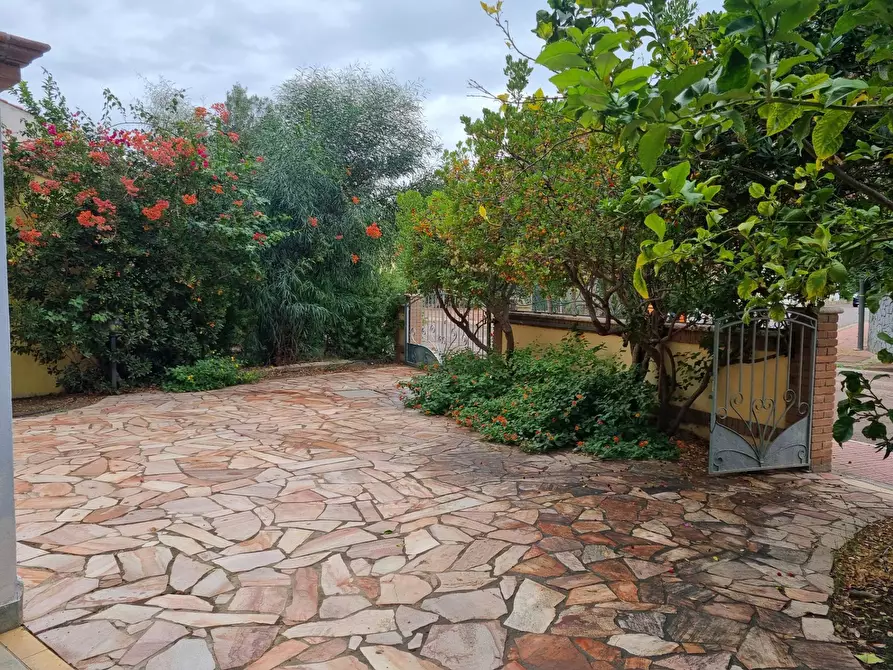 Immagine 13 di Casa indipendente in vendita  in Via Delle Margherite a Gonnesa