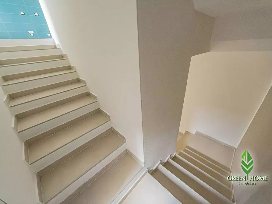 Immagine 28 di Villa in vendita  in Via Mandrolisai a Quartu Sant'elena