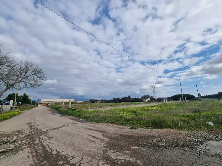 Immagine 3 di Terreno residenziale in vendita  in SS 131 a Sestu