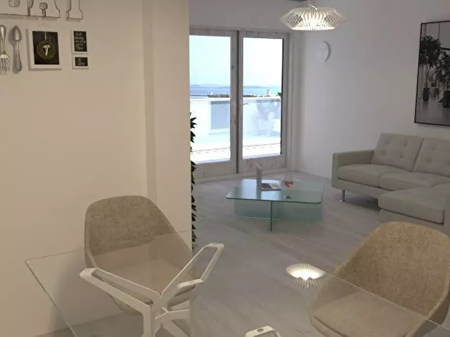 Immagine 1 di Casa semindipendente in vendita  in Via Satta a Sant'antioco