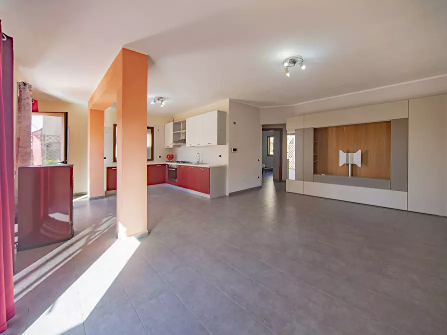 Immagine 5 di Casa indipendente in vendita  in Via Oristano a Sinnai